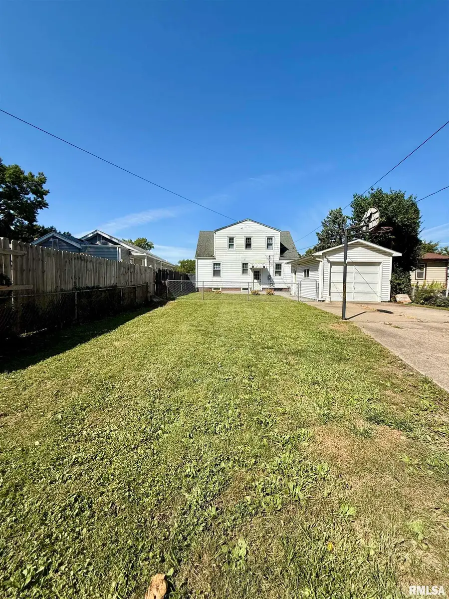 2416 S 5th Street, Springfield, IL 62703 - #3