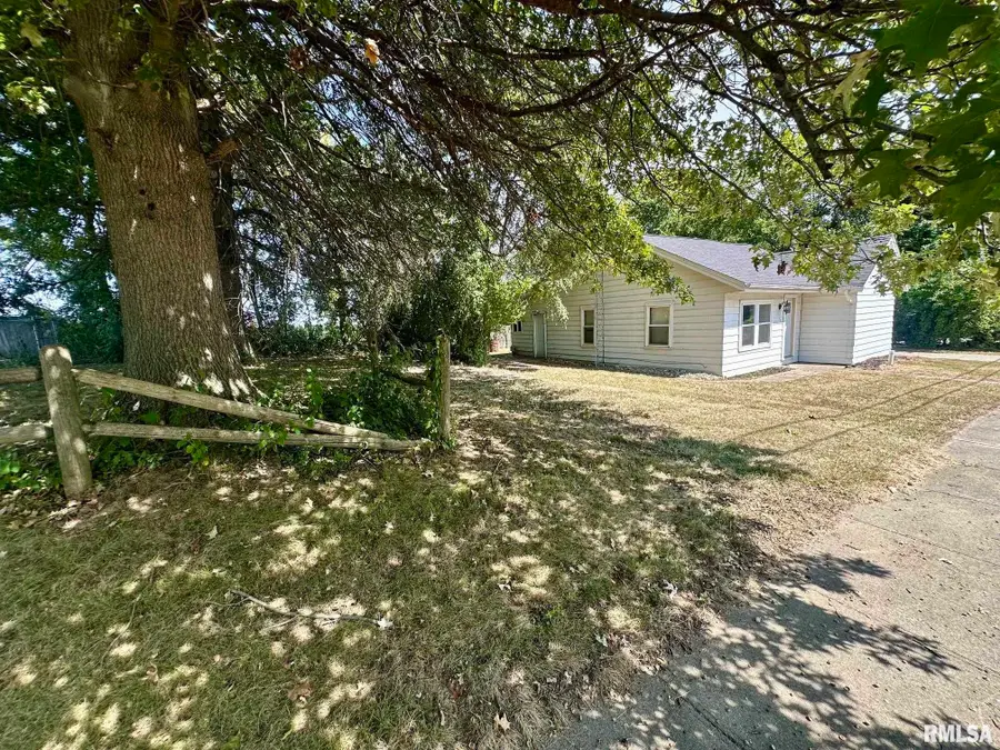 312 Ridge Street, Kincaid, IL 62540 - #2