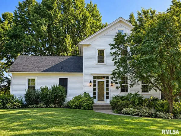 304 California Avenue, East Galesburg, IL 61430