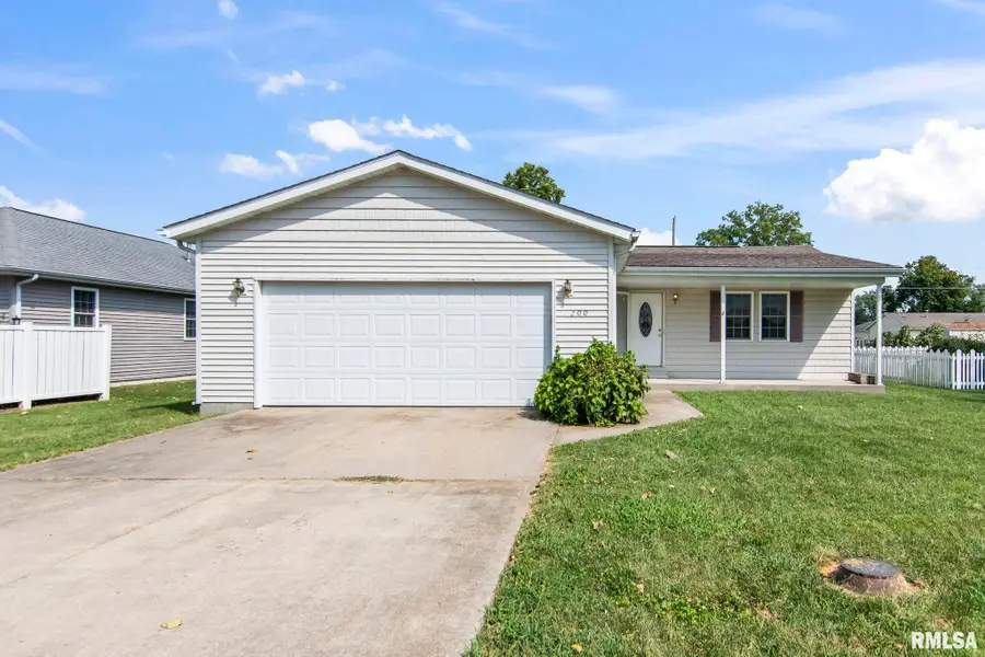 200 Hickory Street, Kincaid, IL 62540 - #2