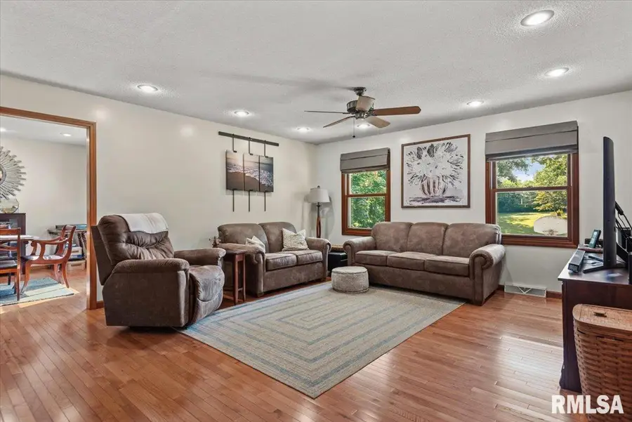 303 S Glen Oak Drive, Athens, IL 62613 - #3