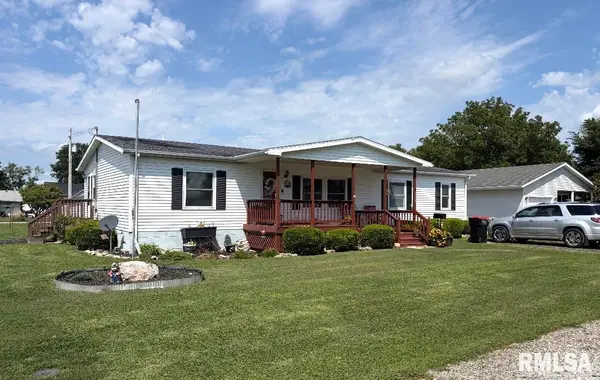 512 W Illinois Street, Assumption, IL 62510