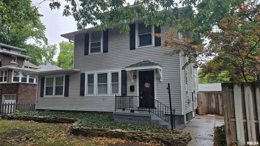 517 W Cedar Street, Springfield, IL 62704 - #2