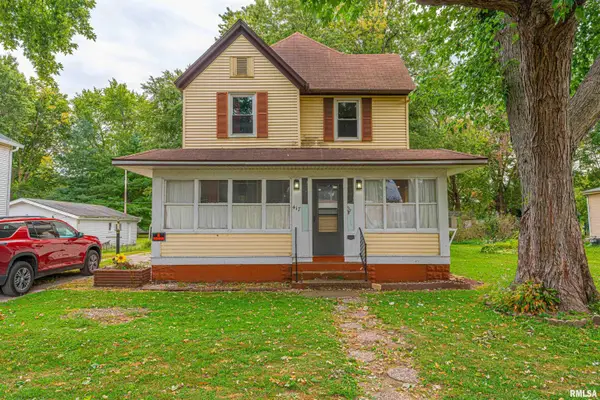 417 W Elm Street, Mason City, IL 62664