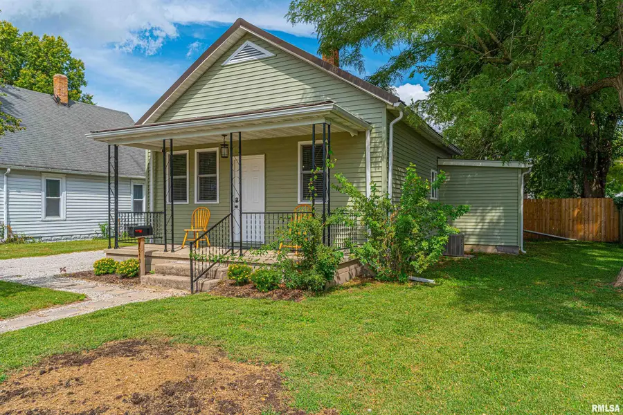 1210 Pulaski Street, Lincoln, IL 62656 - #3