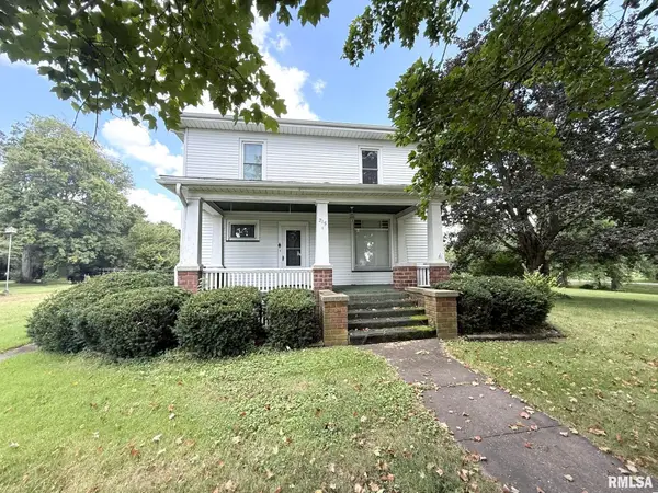 215 S East Street, Kirkwood, IL 61447