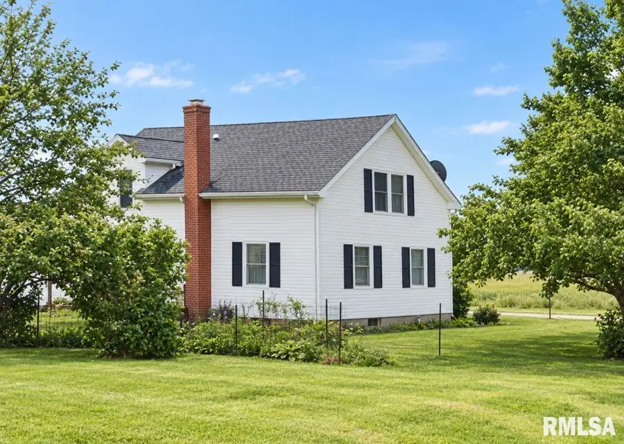 109 70th Street, Roseville, IL 61473 - #2