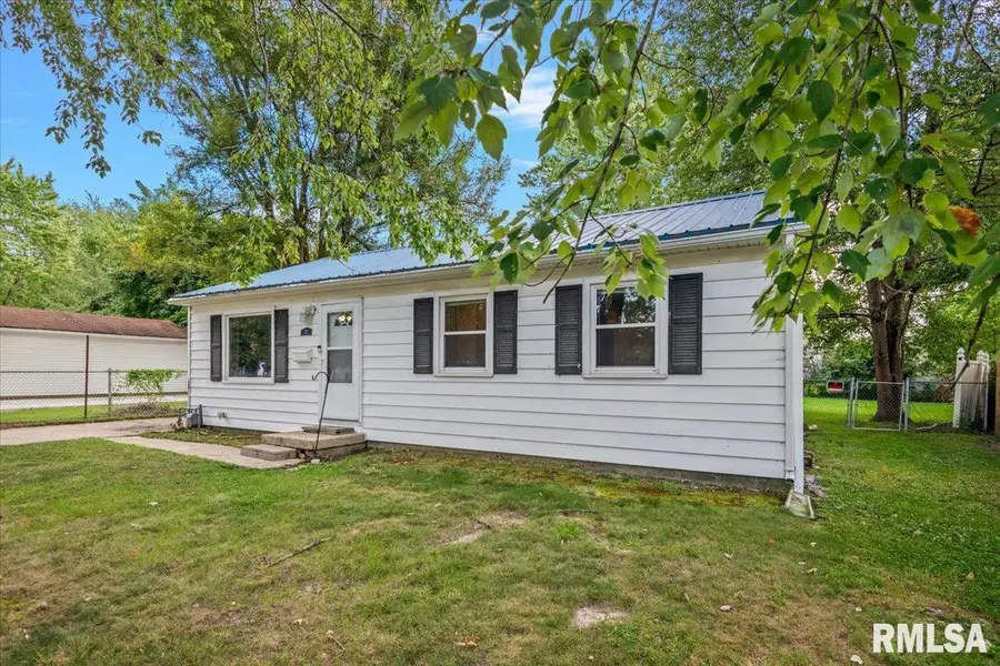 28 Windsor Road, Springfield, IL 62702-0000 - #2