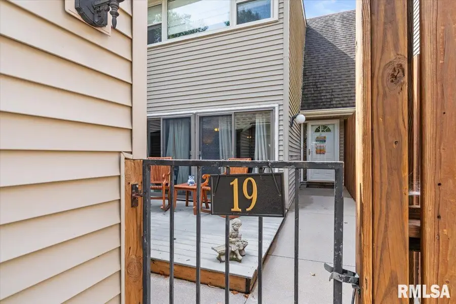 19 Country Place #19, Springfield, IL 62703 - #2