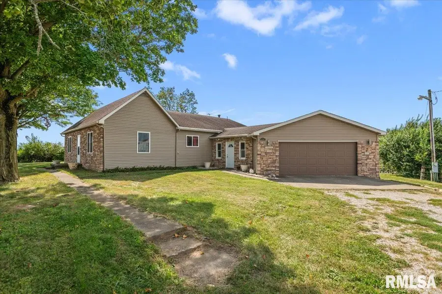 8441 Thomas Road, Rochester, IL 62563 - #2