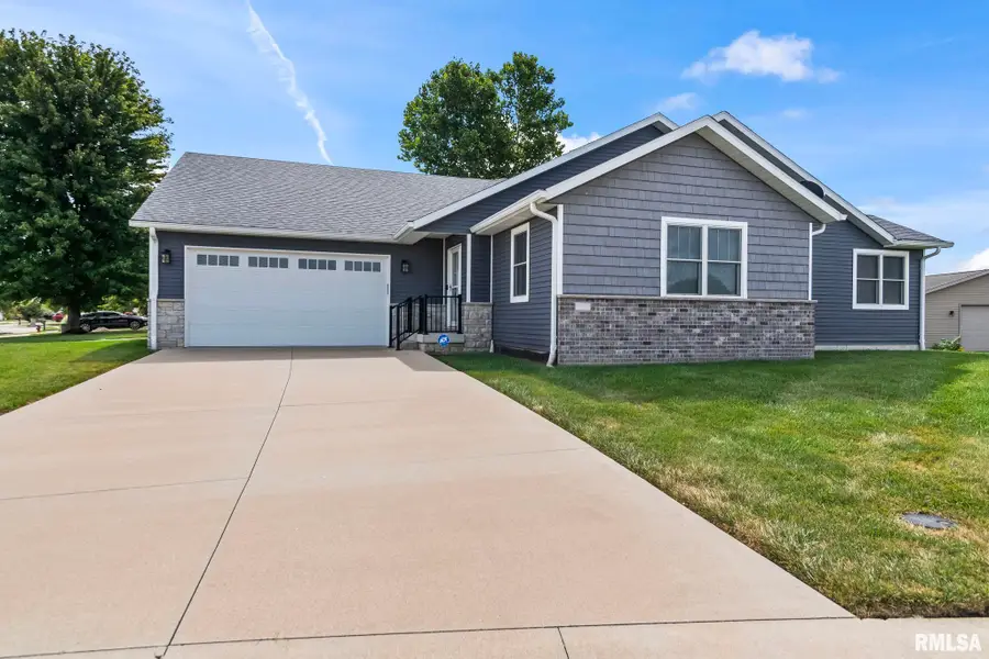 600 Burberry Lane, Rochester, IL 62563 - #2