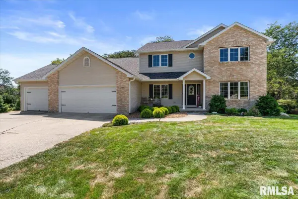 7409 Piper Glen Drive, Springfield, IL 62711