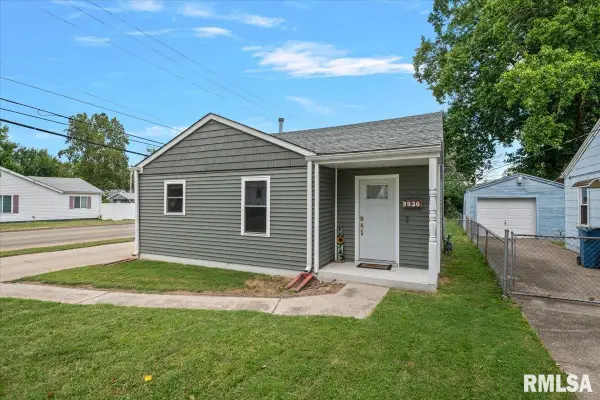 1936 N 21st Street, Springfield, IL 62702