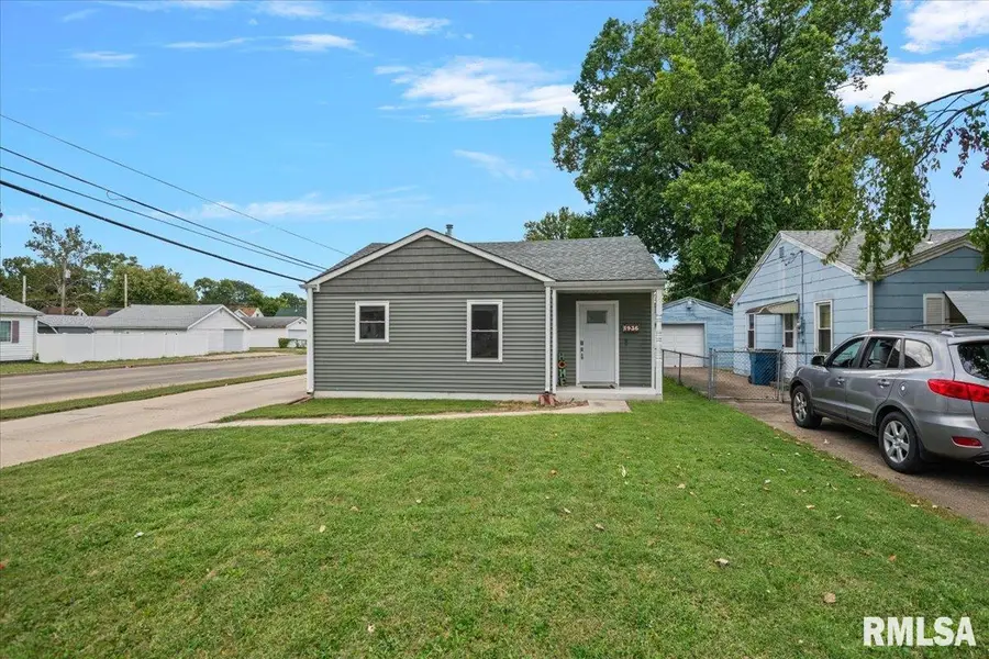 1936 N 21st Street, Springfield, IL 62702 - #2