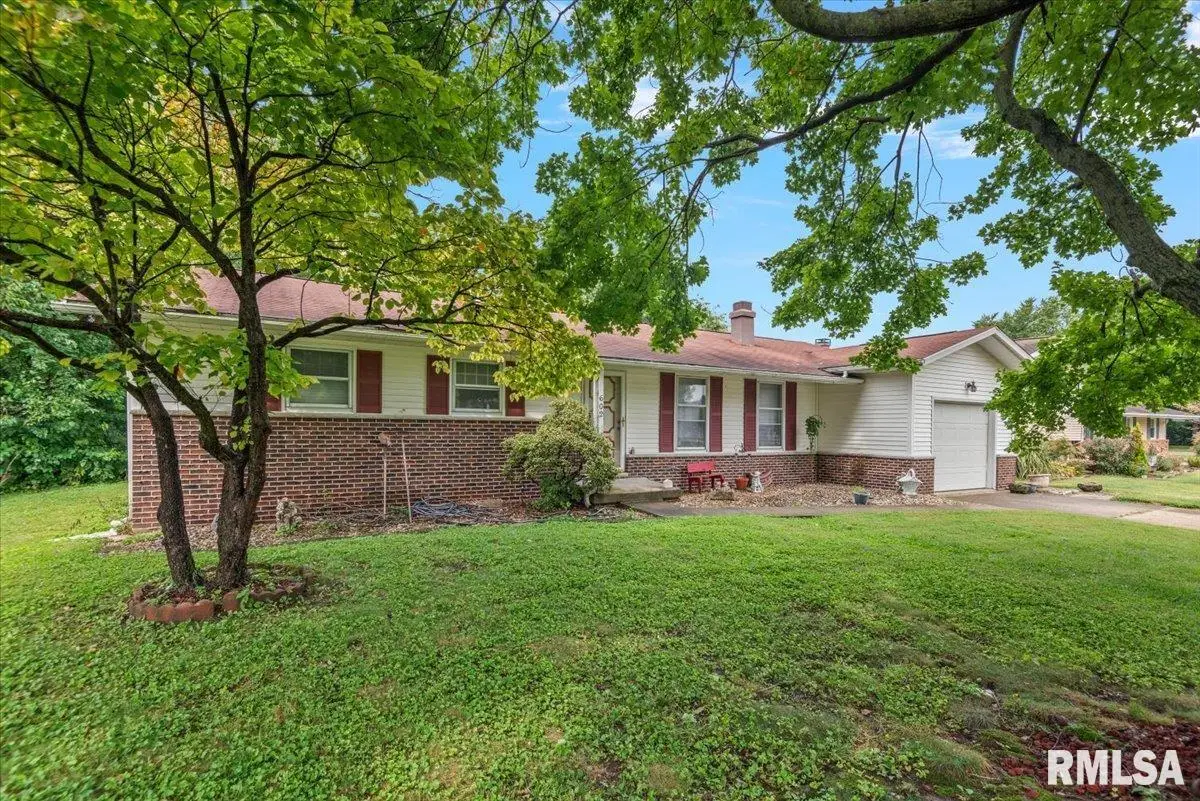 602 Magnolia Drive, Rochester, IL 62563 - #1