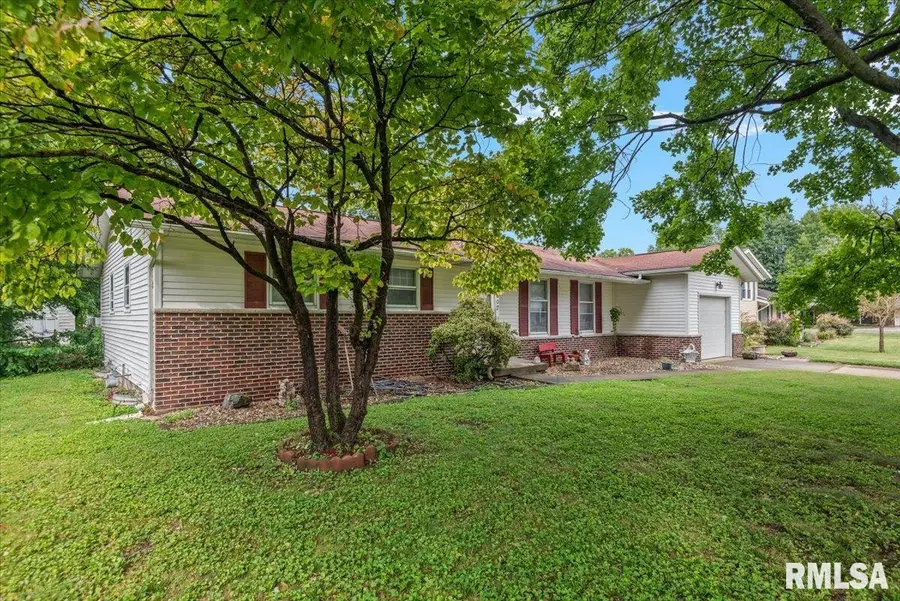 602 Magnolia Drive, Rochester, IL 62563 - #2