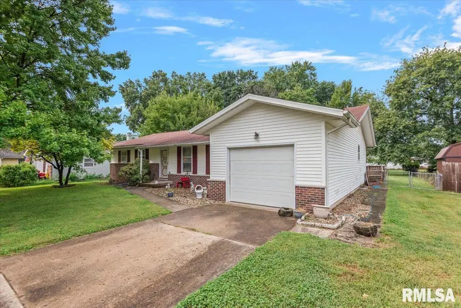 602 Magnolia Drive, Rochester, IL 62563 - #3
