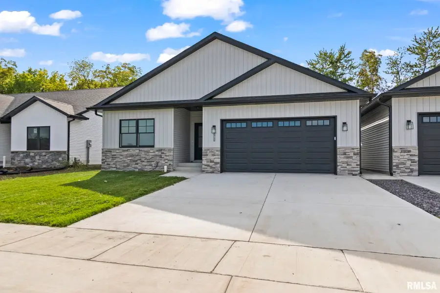 1711 Ambleside Drive, Springfield, IL 62711 - #3