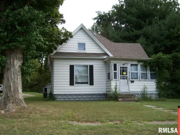 216 S Main Street, Winchester, IL 62694