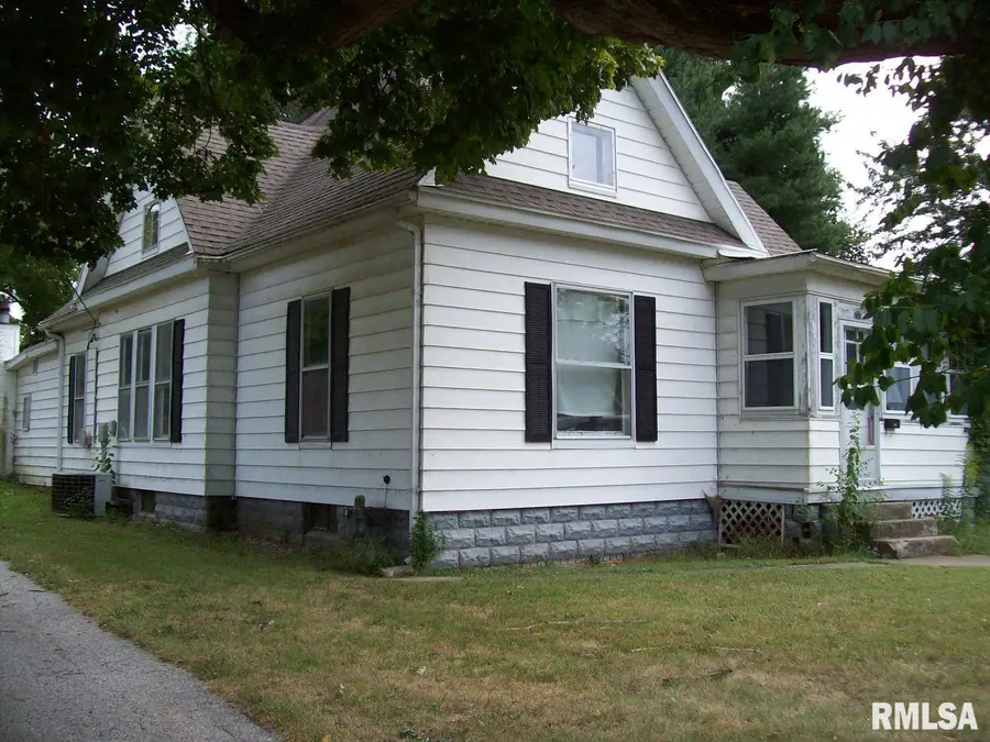 216 S Main Street, Winchester, IL 62694 - #2