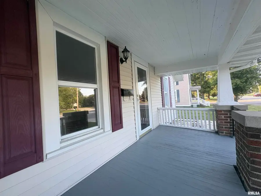 1611 S Main Street, Jacksonville, IL 62650 - #2