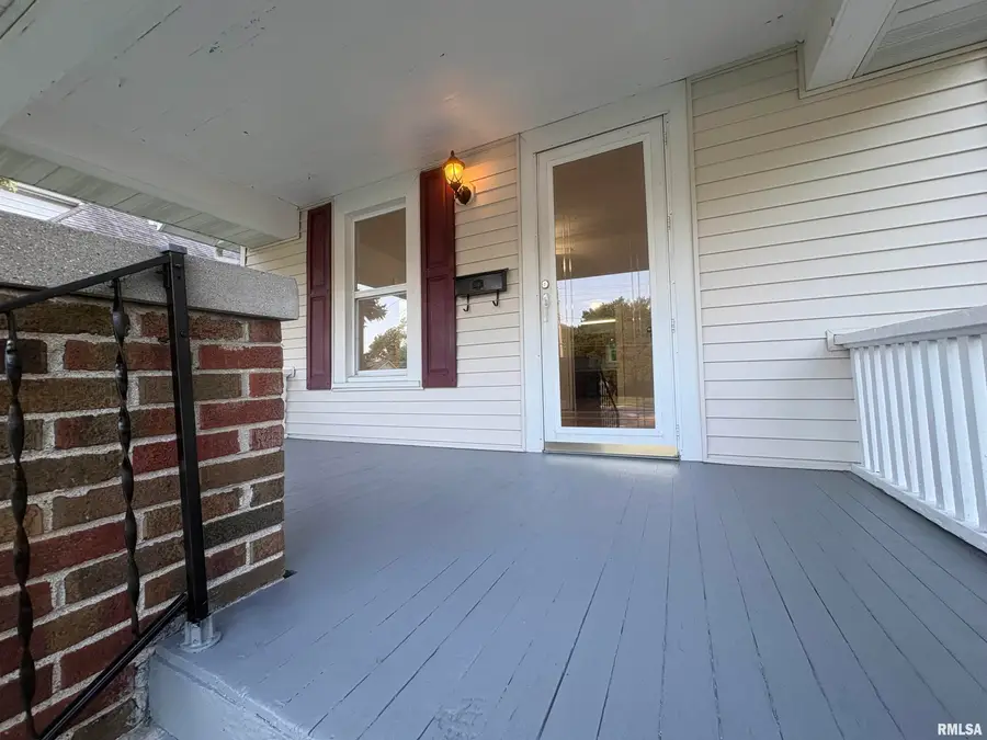 1611 S Main Street, Jacksonville, IL 62650 - #3