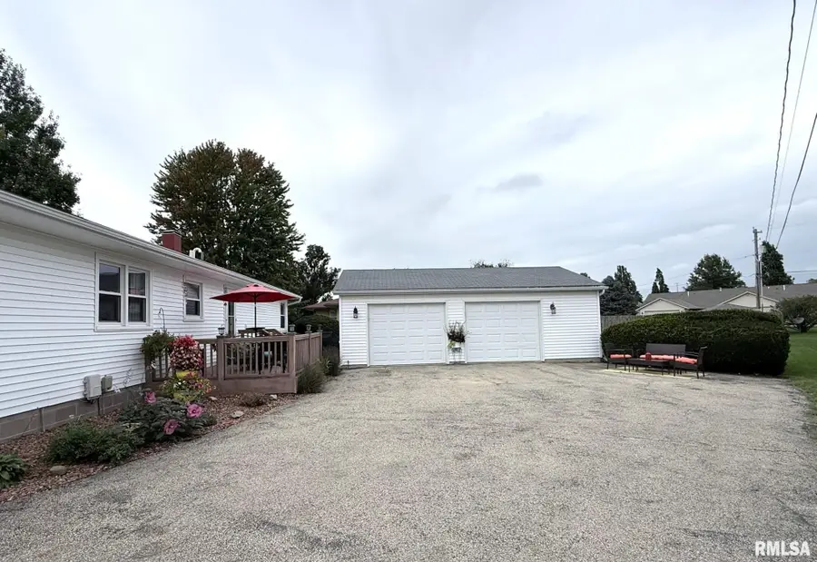 1111 Parkview Road, Galesburg, IL 61401 - #3