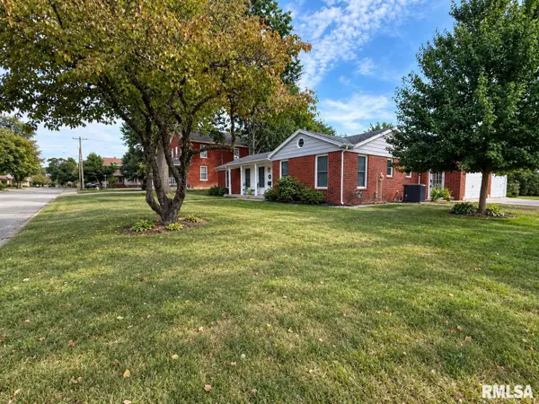 250 E Pearl Street, Winchester, IL 62694