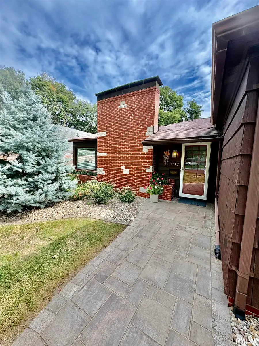 1749 N Academy Street, Galesburg, IL 61401 - #3