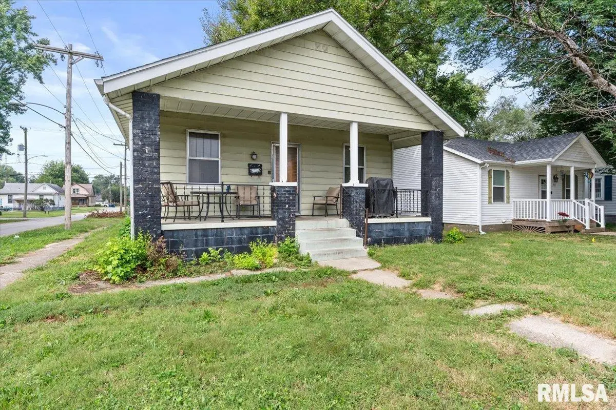 1901 N 10th Street, Springfield, IL 62702 - #1