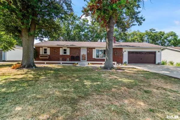 72 Michele Drive, Pawnee, IL 62558