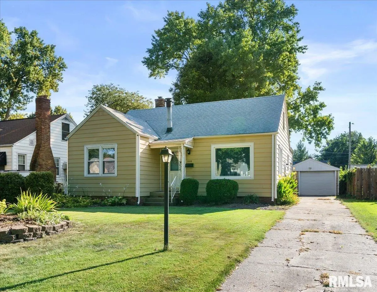 2216 S College Street, Springfield, IL 62704 - #1
