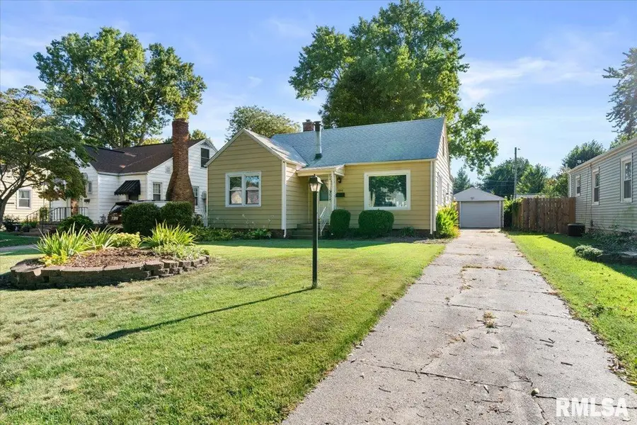 2216 S College Street, Springfield, IL 62704 - #3