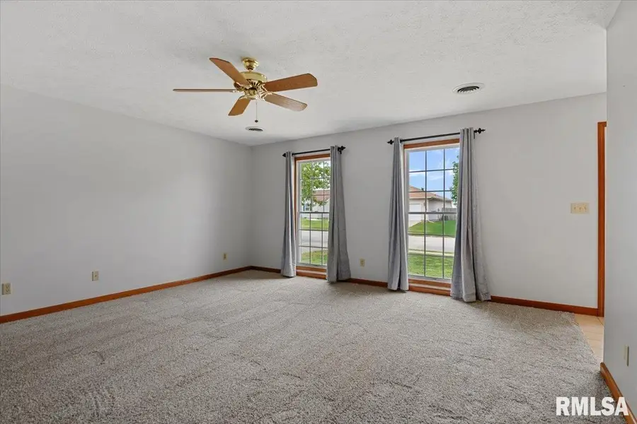 2616 Carl Prairie Drive, Springfield, IL 62703 - #3