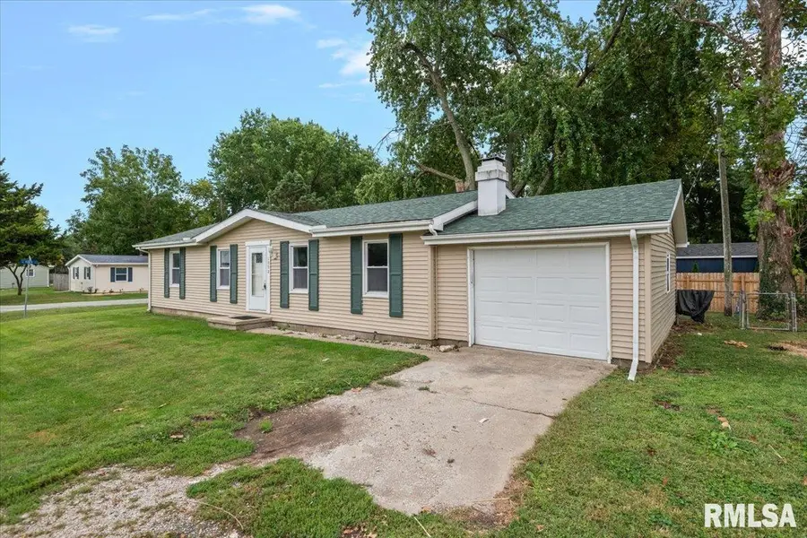 1002 Lincoln Street, Auburn, IL 62615 - #3