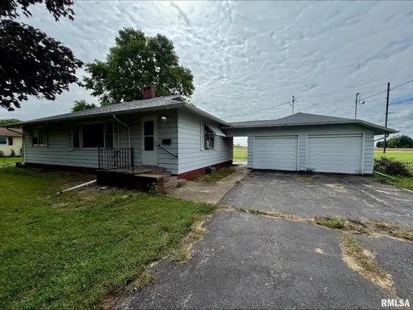 552 E 2nd Avenue, Woodhull, IL 61490