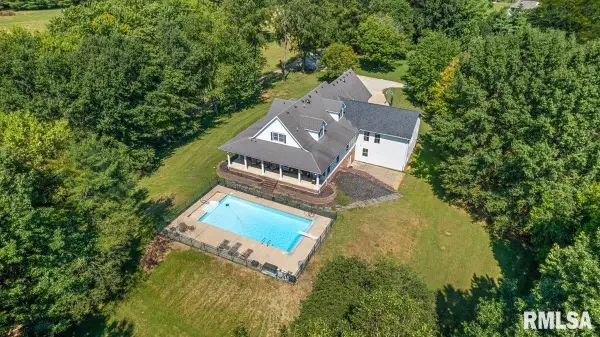 3423 Hazlett Road, Springfield, IL 62707