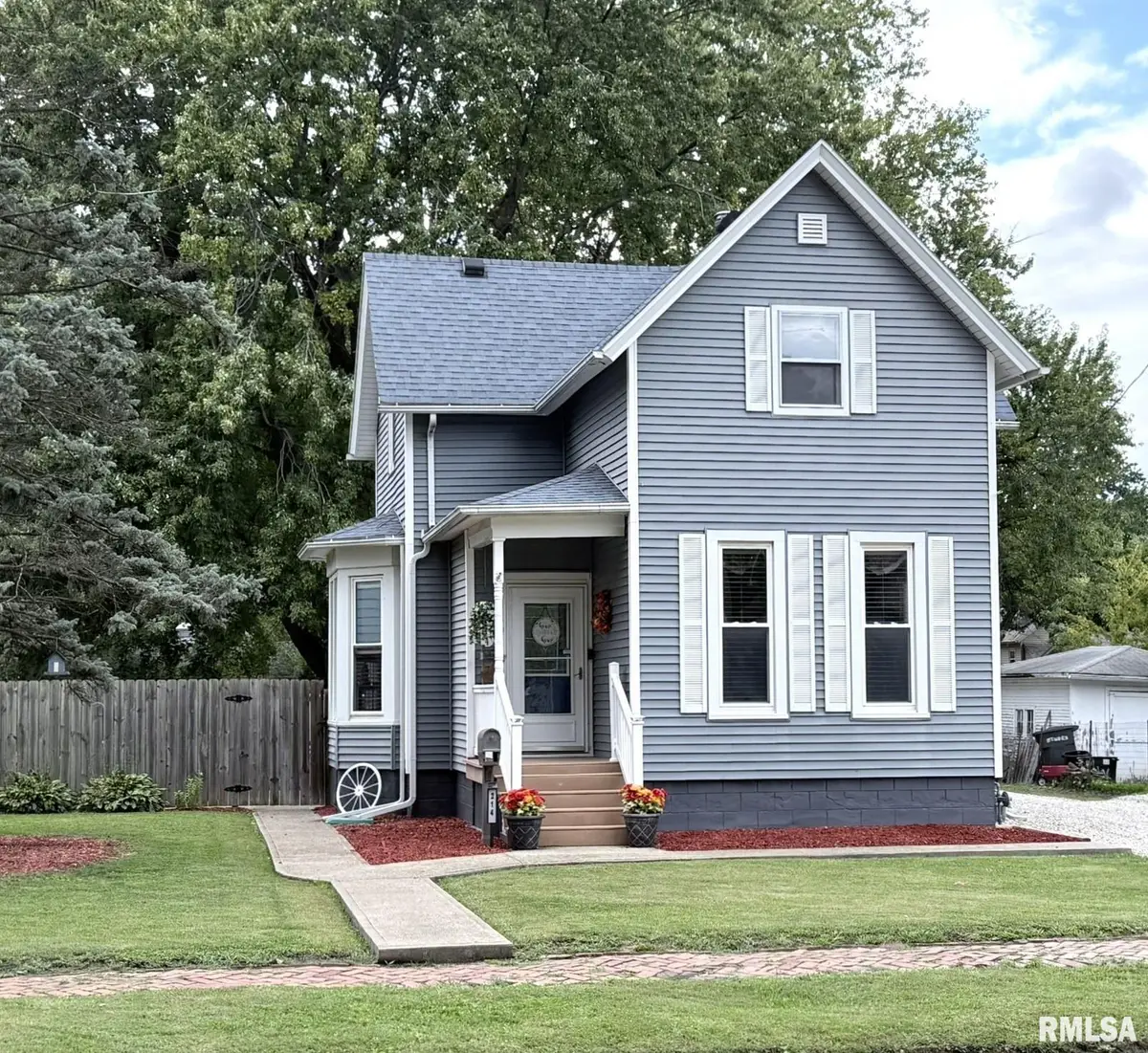 214 Fulton Street, Galesburg, IL 61401 - #1
