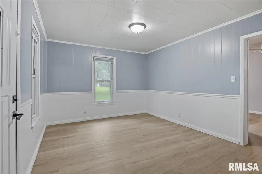 630 W Maple Avenue, Springfield, IL 62702 - #3