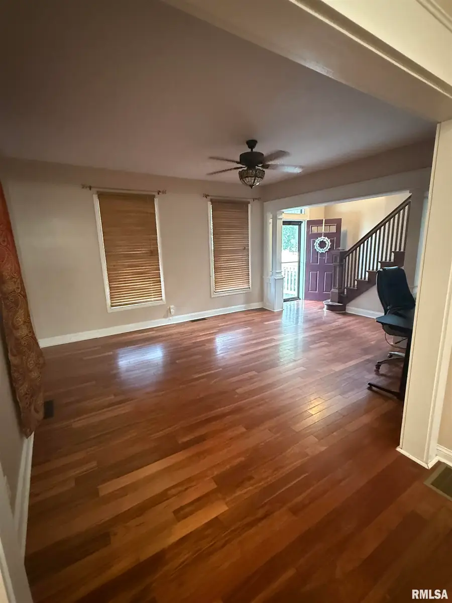1145 N 5th Street, Springfield, IL 62702 - #3