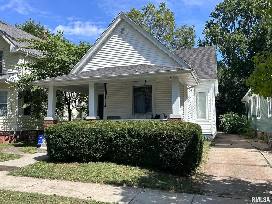 838 S Douglas Avenue, Springfield, IL 62704 - #3