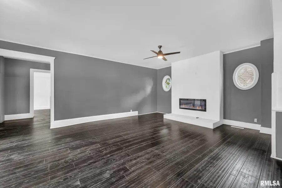 1443 E Knox Street, Galesburg, IL 61401 - #2