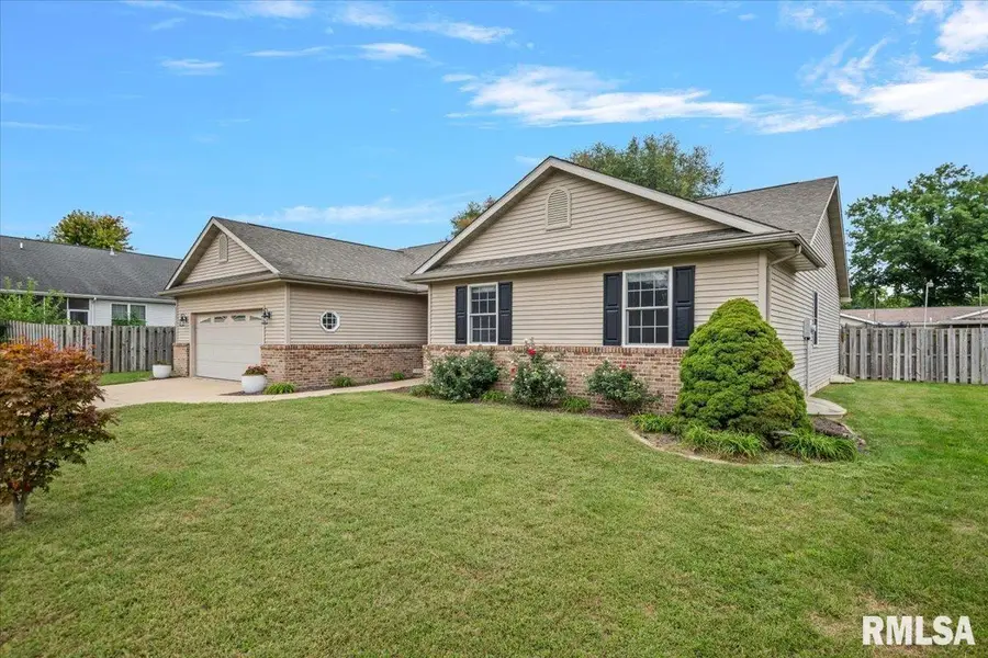 3505 Tamarak Drive, Springfield, IL 62712 - #2