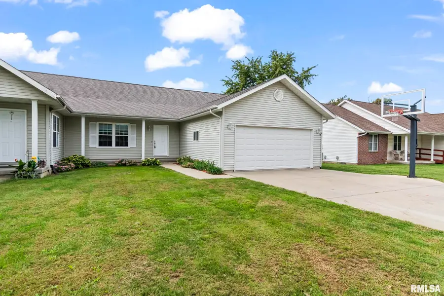 704 Pheasant Drive, Athens, IL 62613 - #2