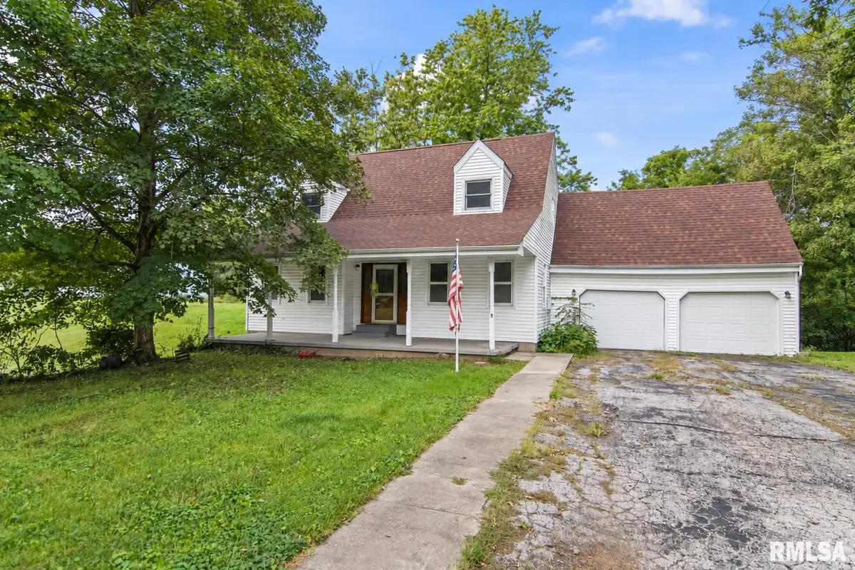 801 N 14th Street, Petersburg, IL 62675 - #1