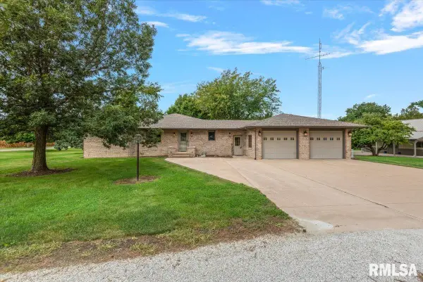 868 E County Highway 3 Highway, Table Grove, IL 61482