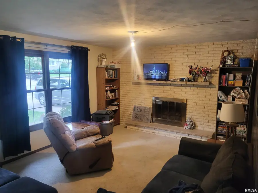 1601 S 28th Street, Quincy, IL 62301 - #3
