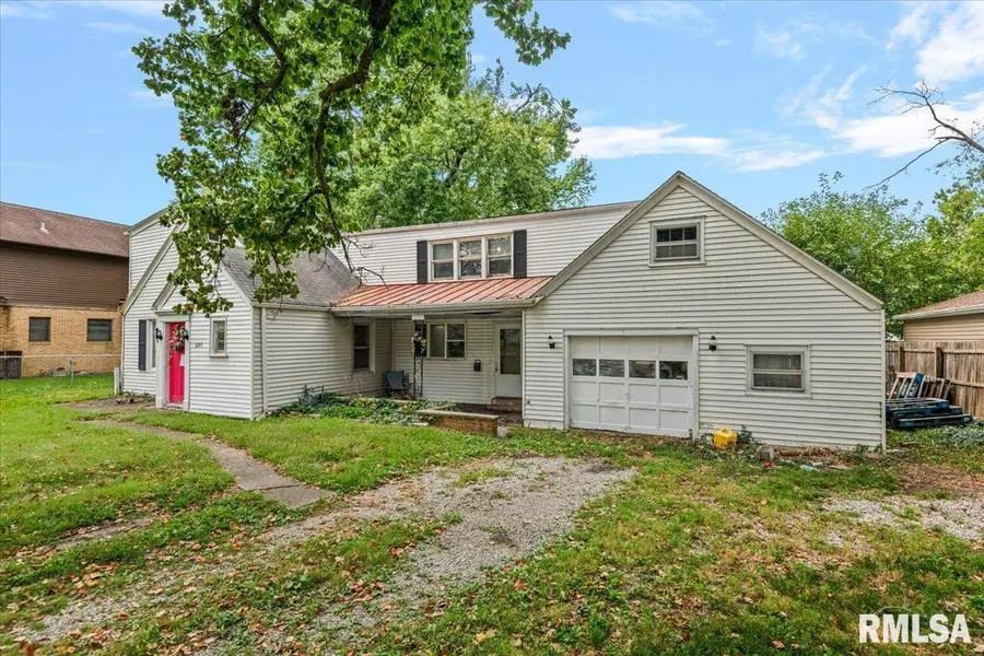 3245 S 2nd Street, Springfield, IL 62703 - #3