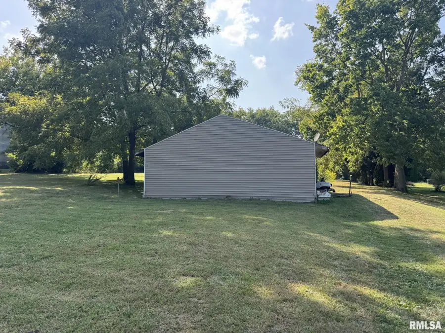 121 N Elm Street, Winchester, IL 62694 - #3