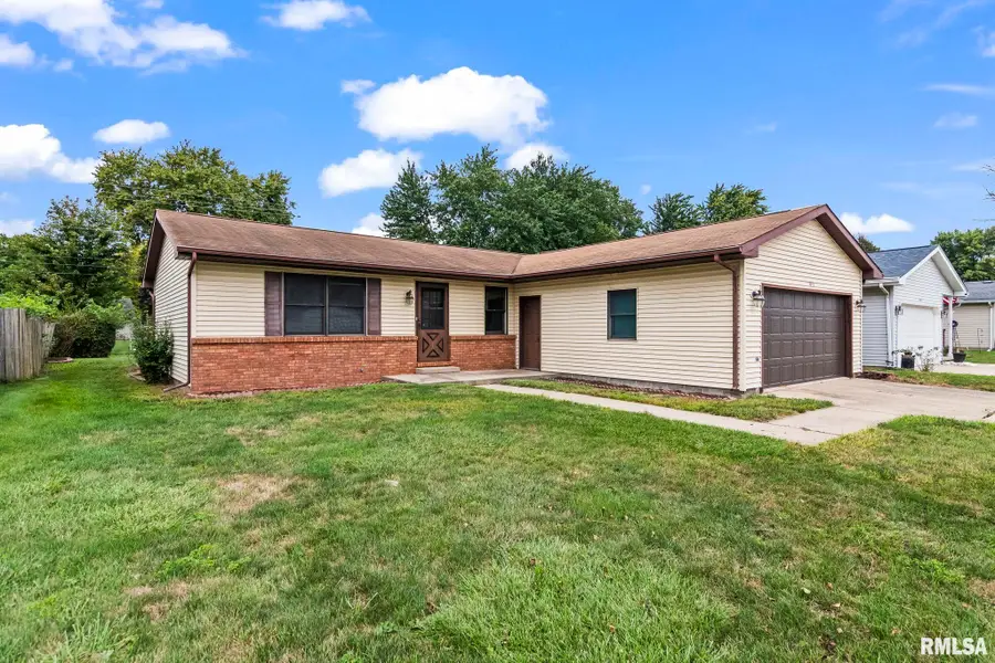1913 Scarbrough Road, Springfield, IL 62702 - #3